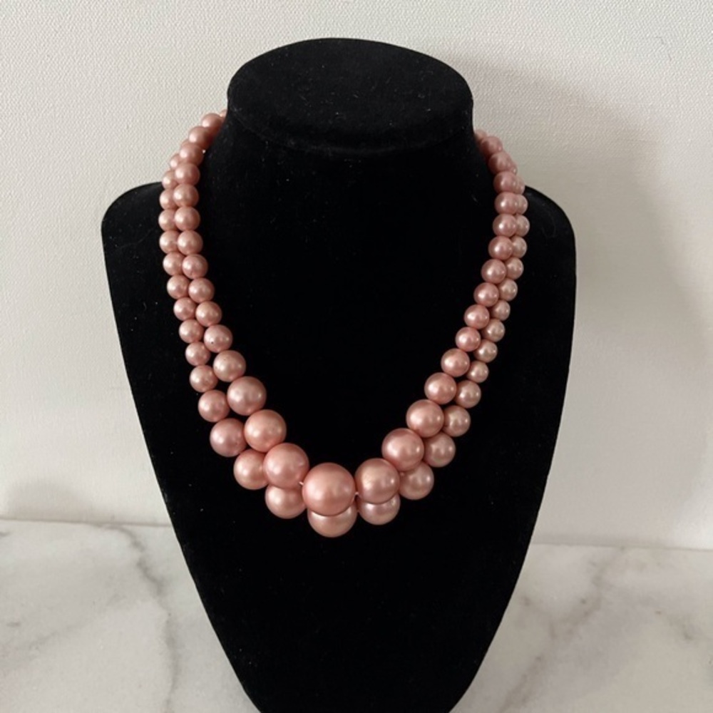 Vintage pink pearls necklace double string